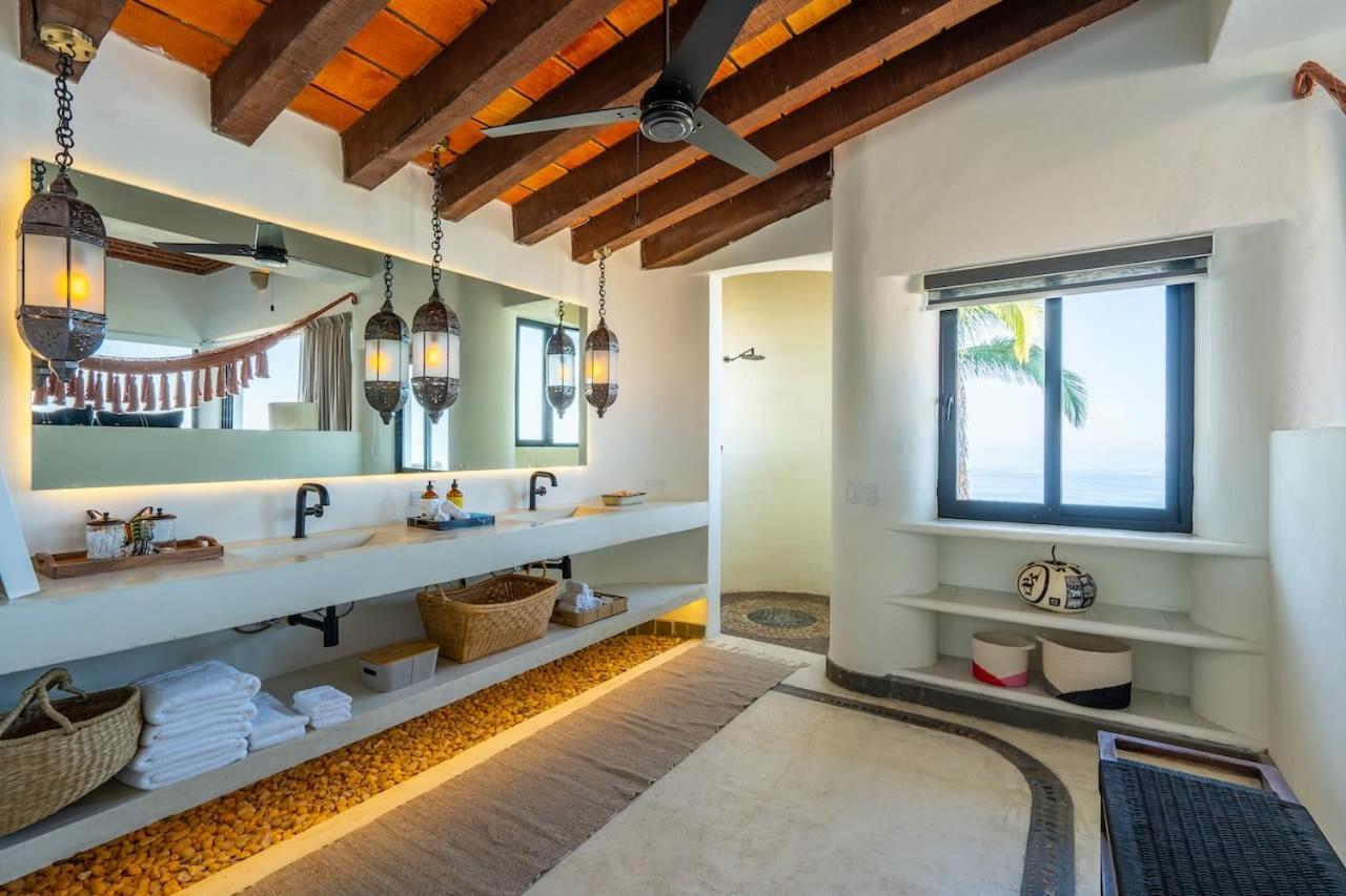 New - Amapas Luxury 5-Bedroom Villa Puerto Vallarta Eksteriør billede